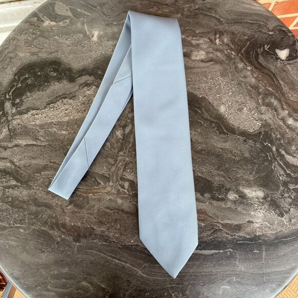 Blue Mens Necktie 3.5" Standard Width Tie - Picture 5 of 5